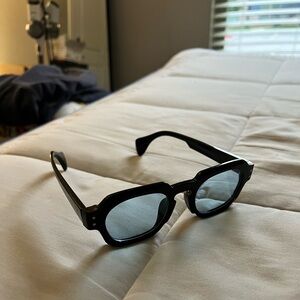 Sunglasses - NEVER WORN